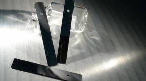 Custom cut silicon wafer micro parts.  We have the capability to dice silicon wafers quickly with minimal cracking and debris.  Contact us today to discuss your silicon wafer applications.