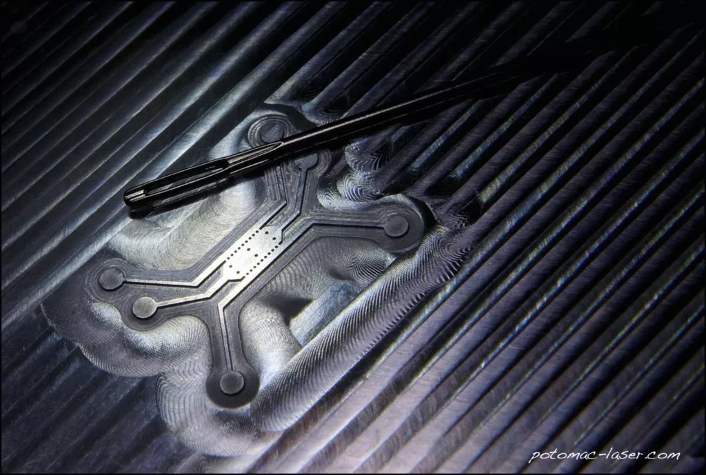 Fabricación rápida de moldes microfluídicos
