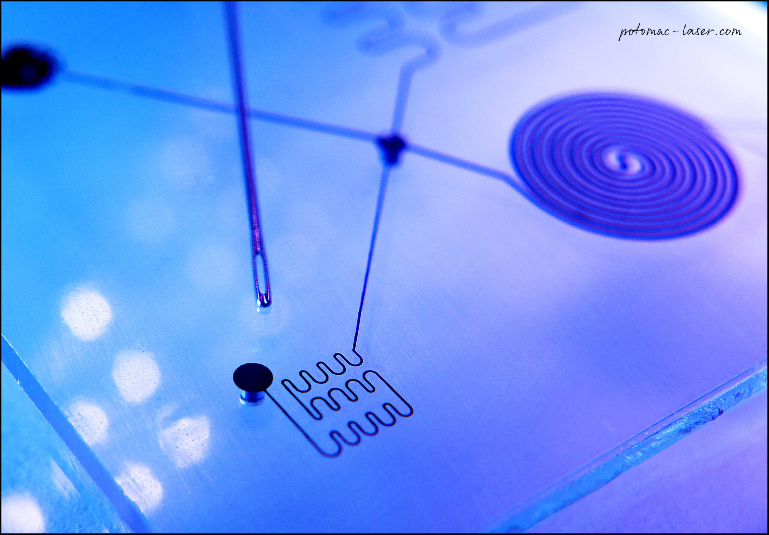 Hidrofilicidad de los dispositivos microfluídicos COC