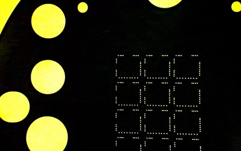 Probe Card: 90 µm Holes in Silicon Nitride
